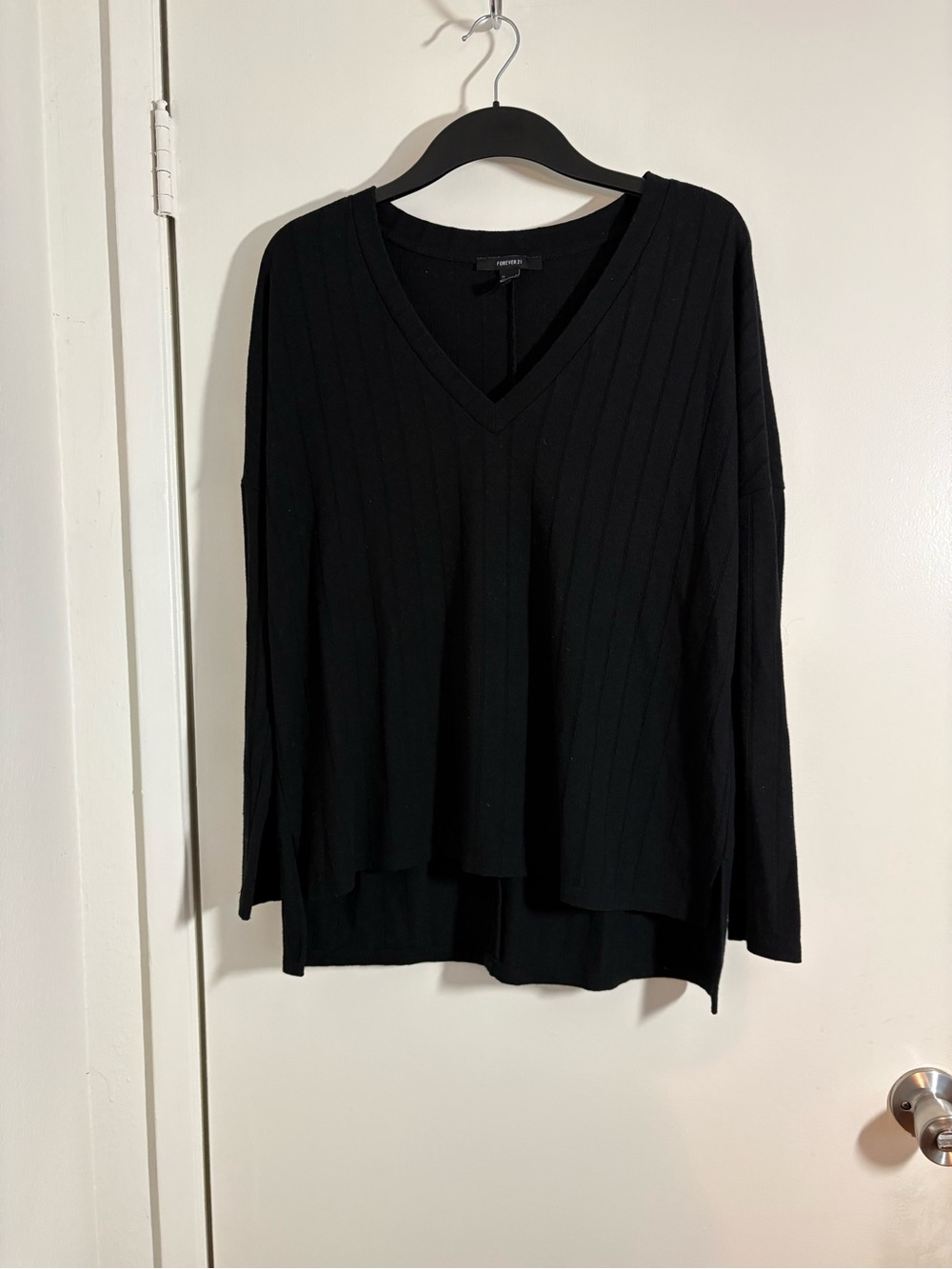 Forever 21 Black Ribbed V-Neck Long Sleeve Sweater